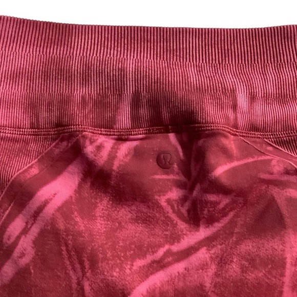 Lululemon Ebb to Street Tight *Wash Stone Wash Chianti / Pink Maroon Size 2 - Picture 7 of 11